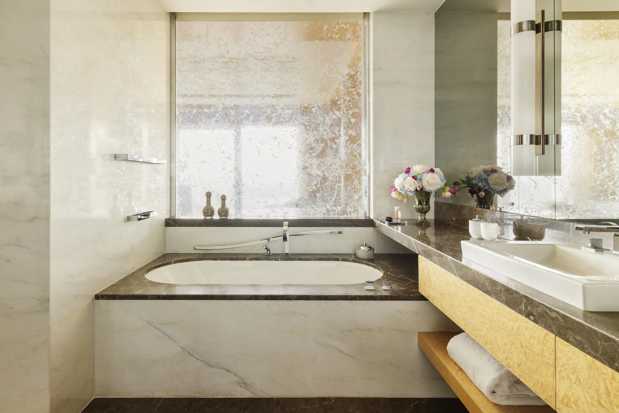 Bathroom All Deluxe Rooms & Junior Suites (Expect Deluxe Partial Bosphorus View) at Raffles Istanbul