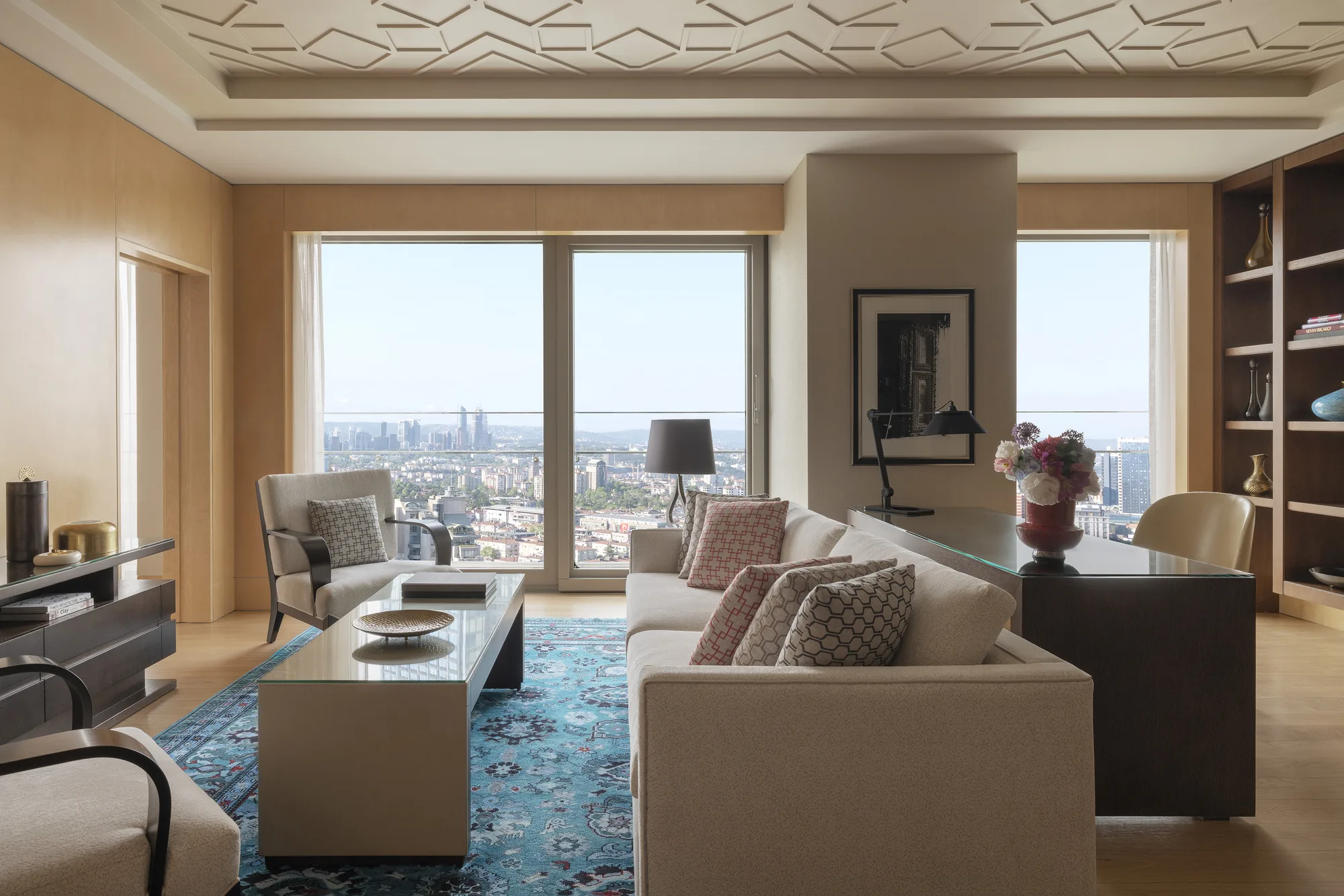 Living Room One Bedroom Suite with City View at Raffles Istanbul